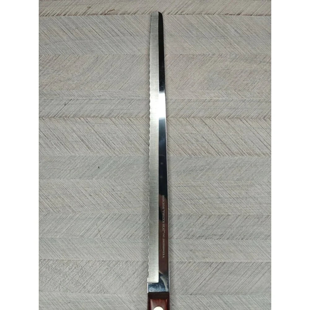 Vintage Robeson Frozen Heat Serrated Slicing Carving Knife Wooden Handle